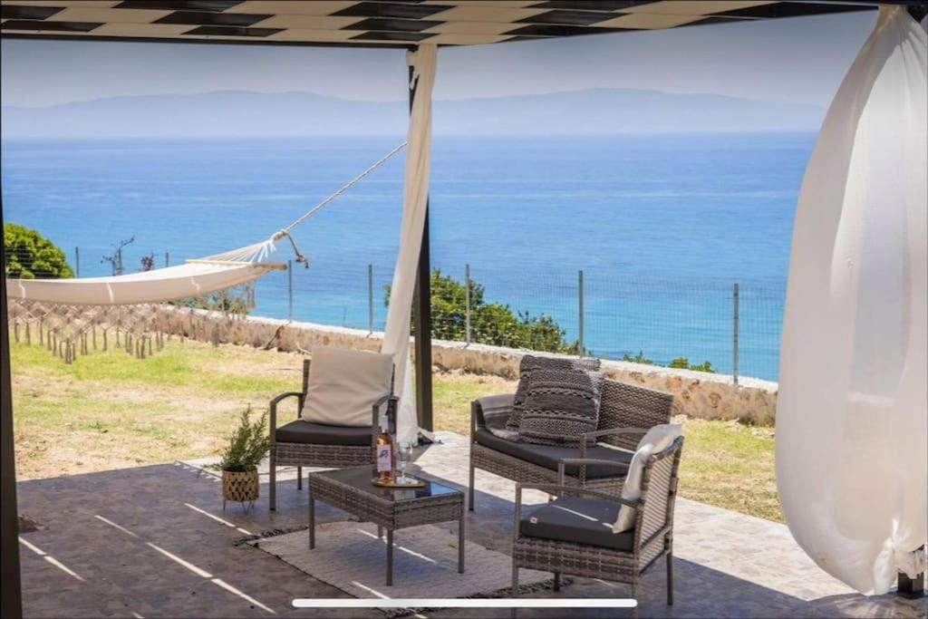 Kaminia Serenity House Ferienhaus *