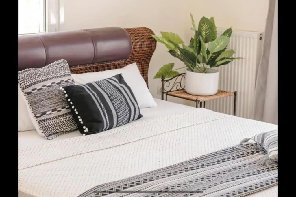 Kaminia Serenity House Ratzaklíon