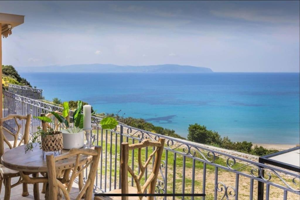 Kaminia Serenity House Hébergement de vacances *